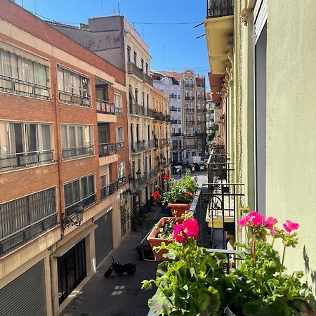 Habitacion Privada En Piso Compartido فالنسيا المظهر الخارجي الصورة